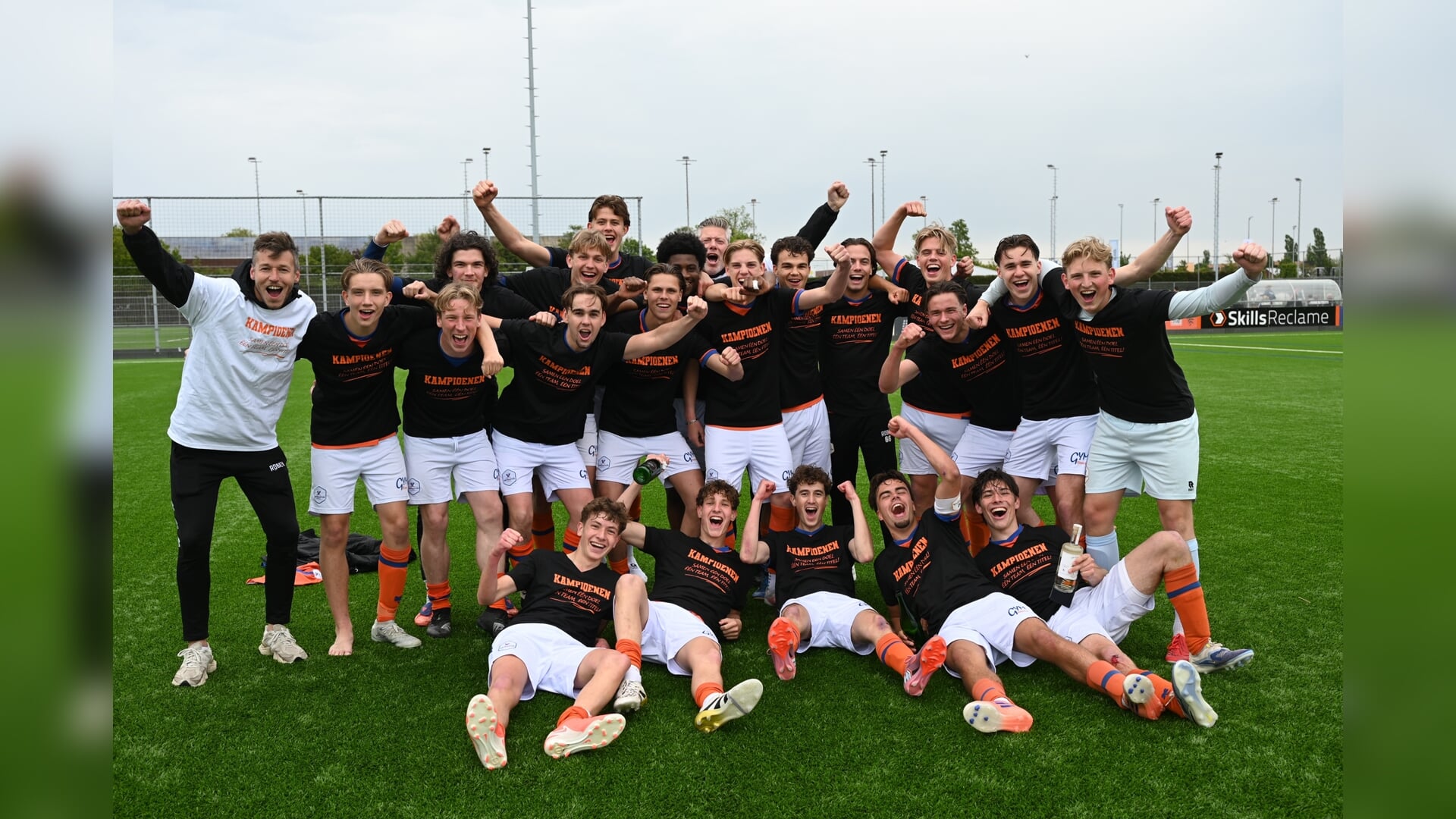 Verburch JO19-1 pakt kampioenschap na spannend seizoen en beslissende zege